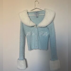 Forever 21 limited edition hello kitty holiday sweater top